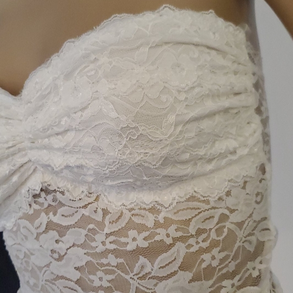 Lace camisole top with padded bust - Picture 4 of 4